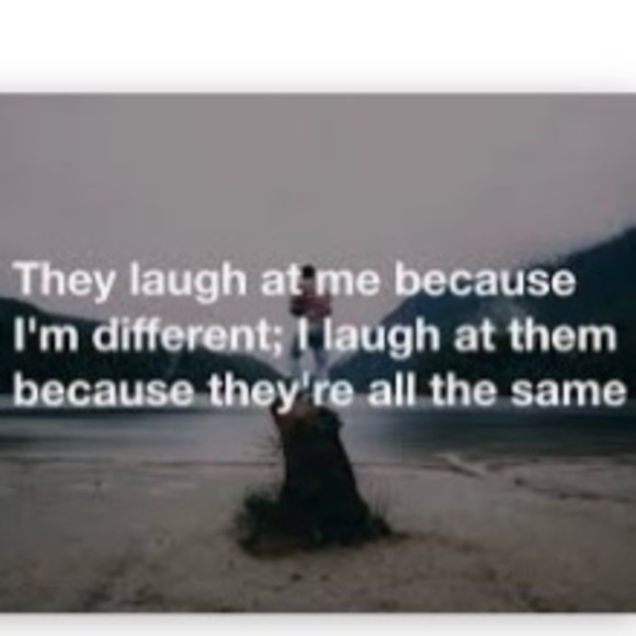 Meet your Posher, Emily - Picture 1 of 1